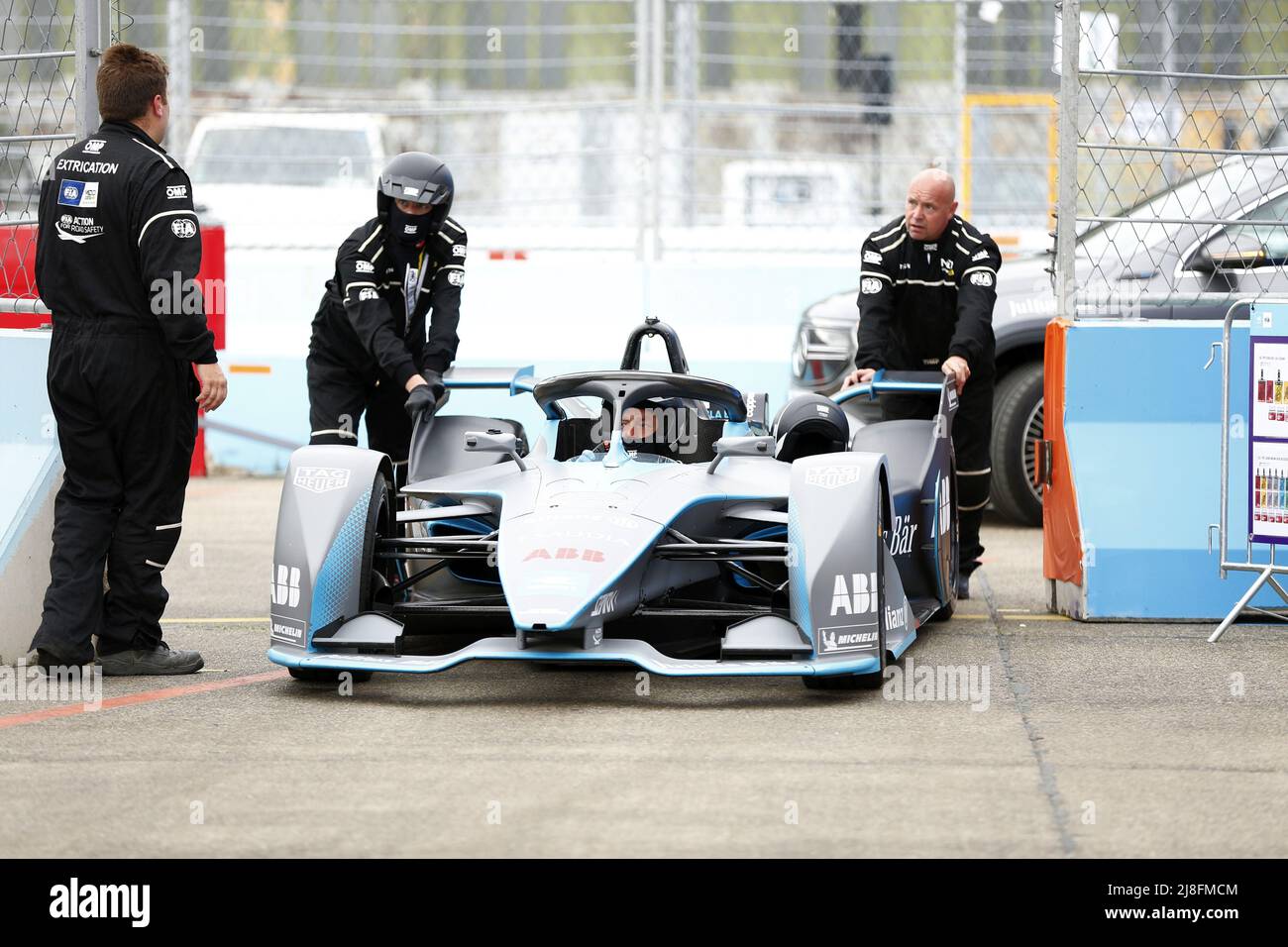 13. Mai 2022, Berlin, Tempelhofer Damm, 12101 Berlin, Deutschland: Berlin: Die Formel-E-Weltmeisterschaft startet am Tempelhofer Flugfeld. 22 Piloten kämpfen um zwei Etappensiege. (Bild: © Simone Kuhlmey/Pacific Press via ZUMA Press Wire) Stockfoto