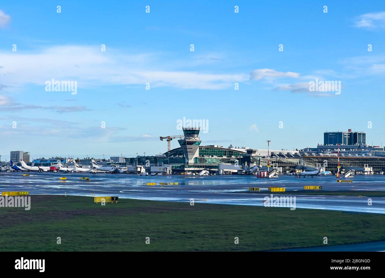 Flughafen Helsinki Vantaa (Helsinki-Vantaan lentoasema) in Helsinki, Finnland, 12. März 2022. © Peter Schatz / Alamy Live News Stockfoto