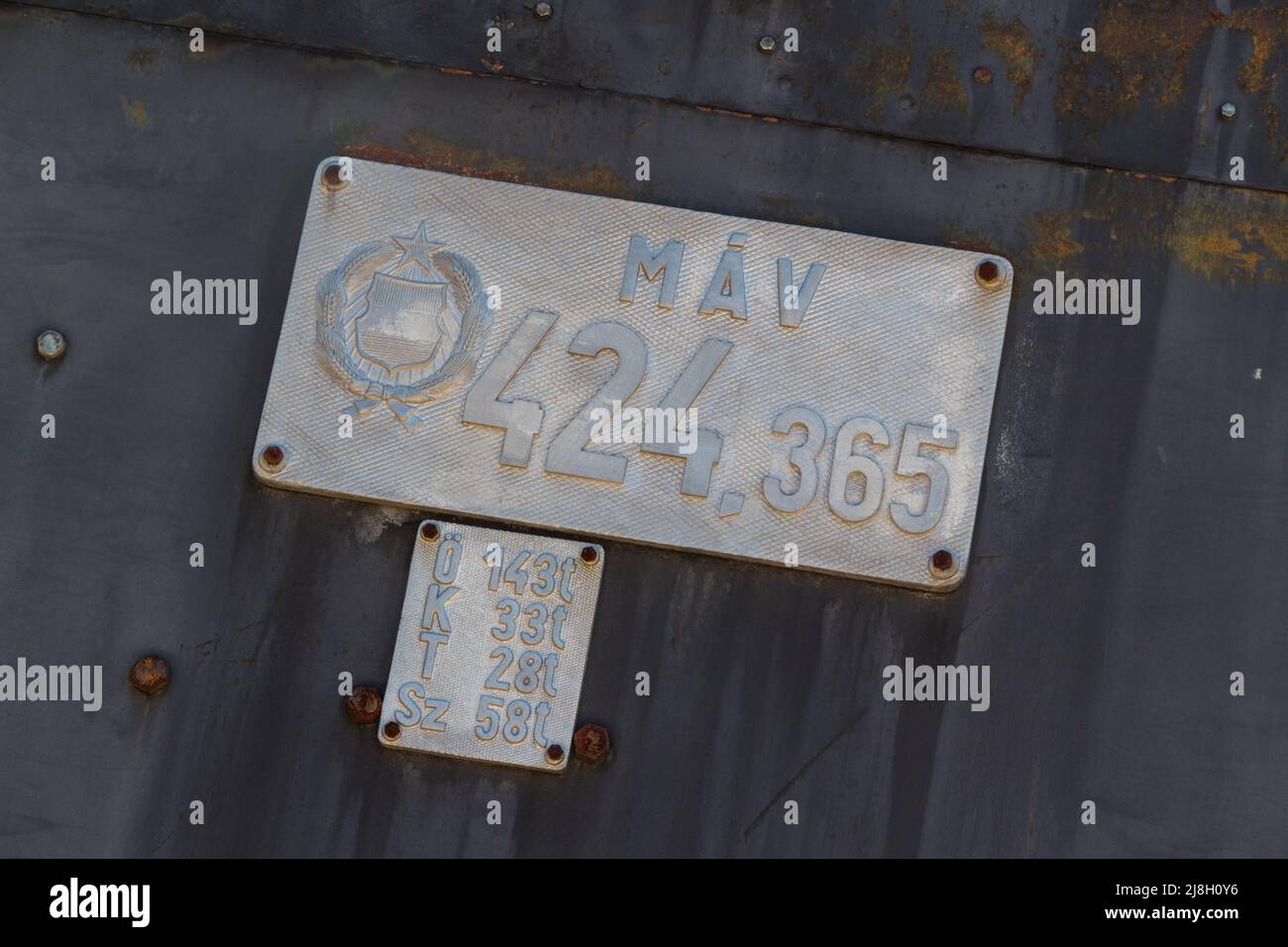 Schild Dampflokomotive Nr. 424,365 der Ungarischen Staatsbahn MAV Stockfoto