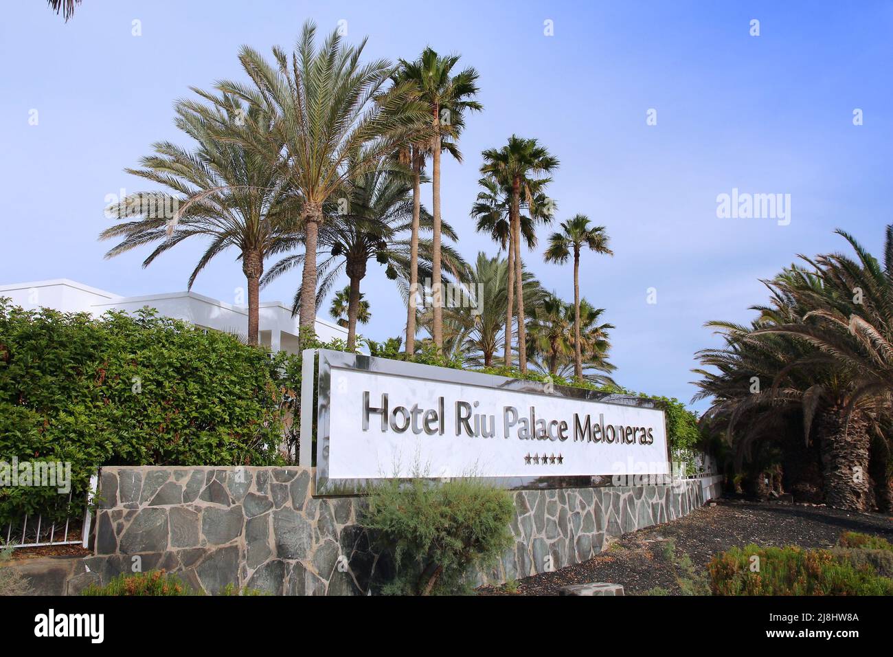 GRAN CANARIA, SPANIEN - Dezember 6, 2015: Außenansicht des Hotels Riu Palace Meloneras auf Gran Canaria, Spanien. Riu Hotels war der 30. größte Hotel Chai Stockfoto