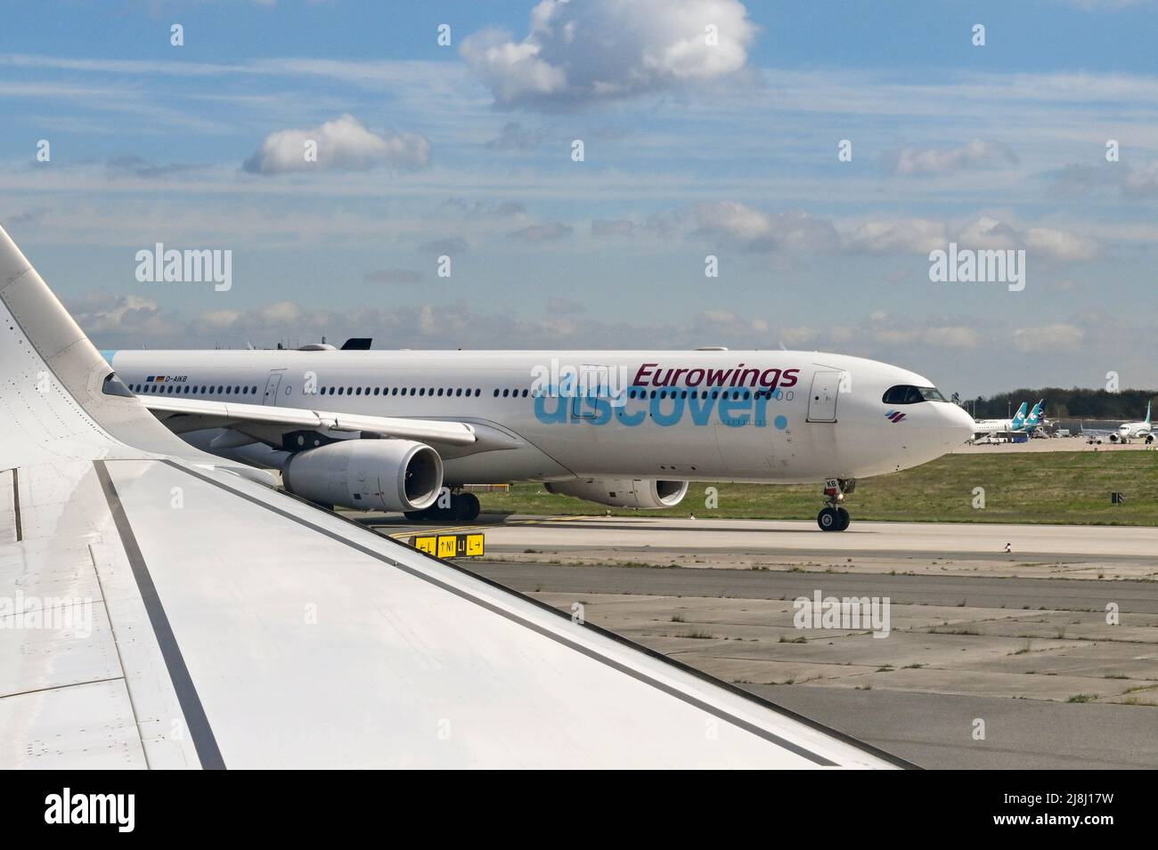 Frankfurt, Deutschland - April 2022: Airbus A330 Passagierjet der deutschen Fluggesellschaft Eurowings, eine hundertprozentige Tochter der Lufthansa. Stockfoto