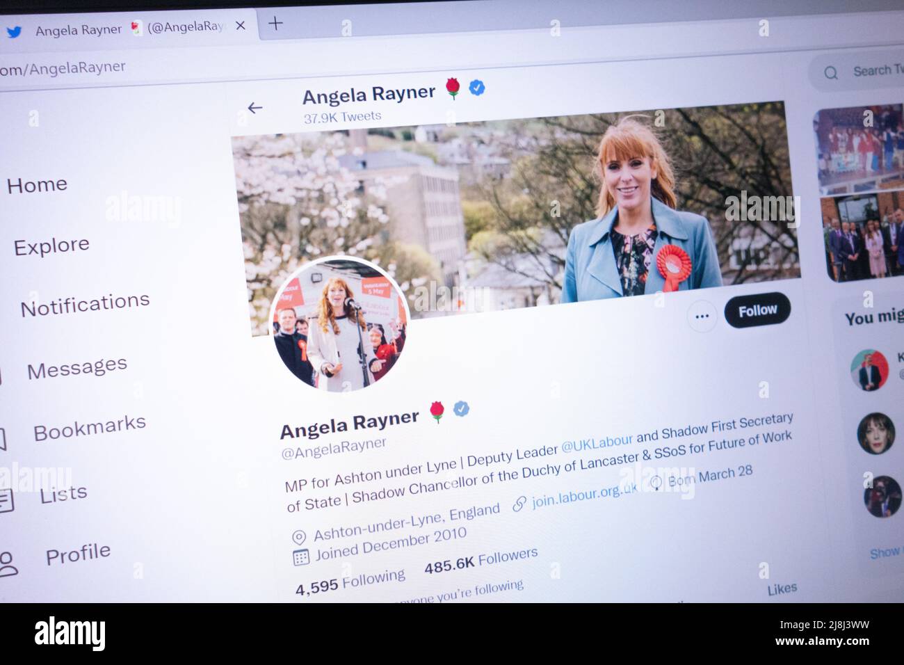 KONSKIE, POLEN - 14. Mai 2022: Angela Rayner offizieller Twitter-Account auf dem Laptop-Bildschirm angezeigt Stockfoto