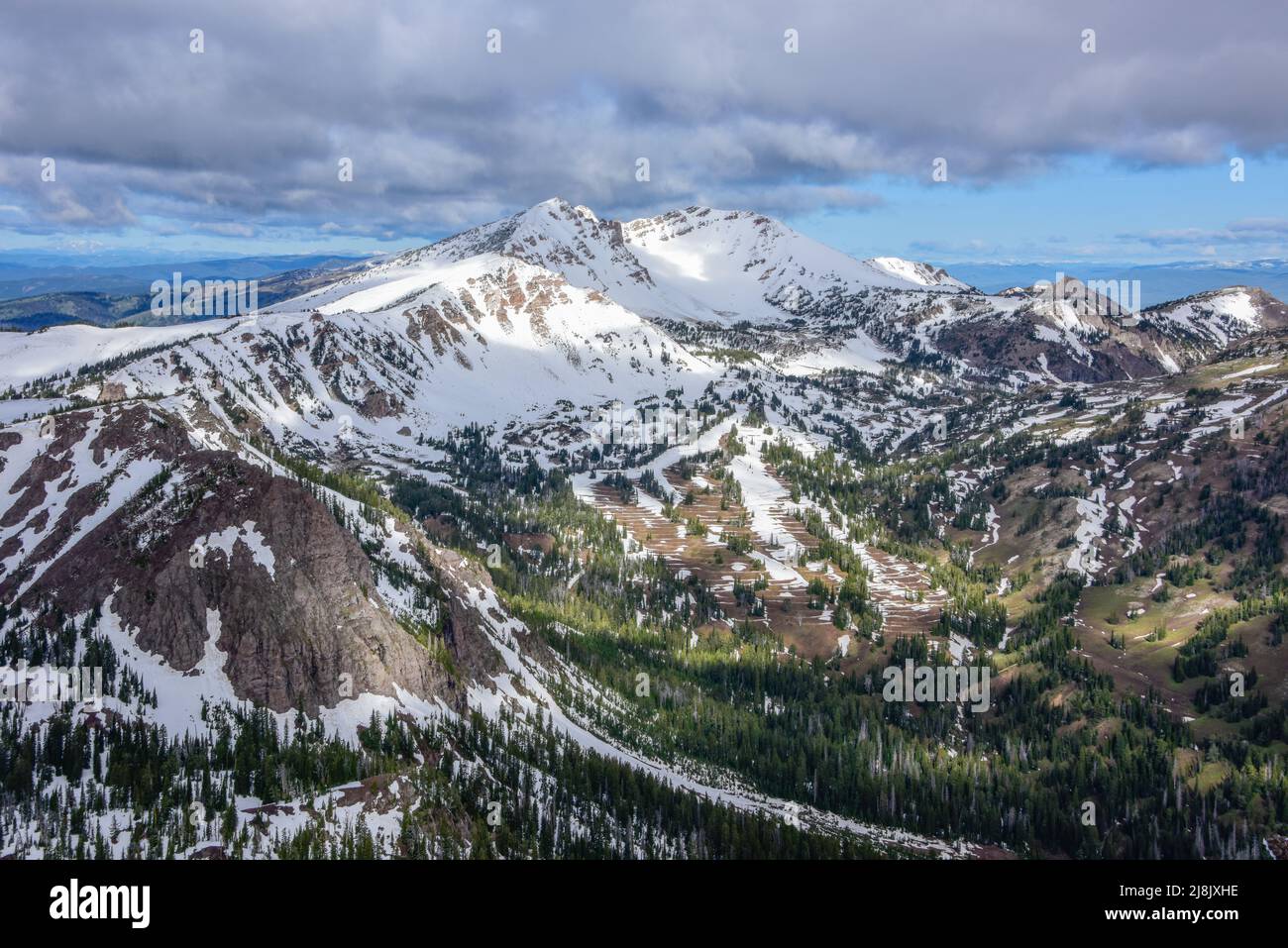 Mount Jefferson, der höchste Gipfel der Centennial Range, liegt an der kontinentalen Kluft mit Blick auf Montana und den Island Park, Fremont Co. Idaho, Stockfoto