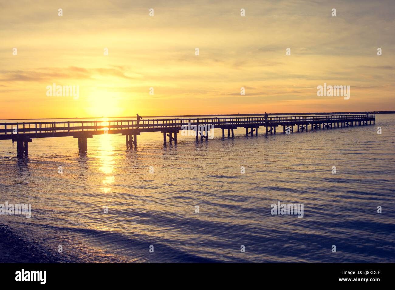 Vintage-Film-Look von einem Pier am Barnegat aufgenommen Bay in New Jersey Stockfoto