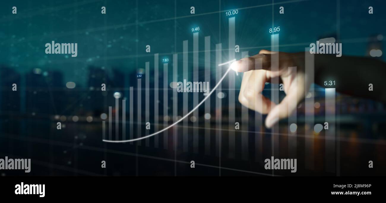 Doppelbelichtung von handzeigenden Pfeil- und Diagrammen für Geschäftsleute. Geschäftswachstum und Anstieg des positiven Indikators. Unternehmenswachstum. Stockfoto