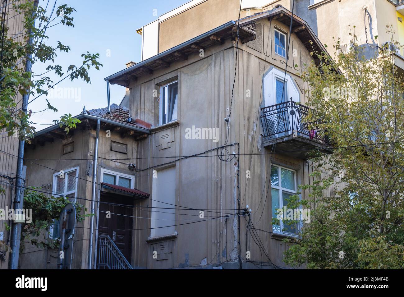 Wohngebäude in der Stadt Veliko Tarnovo, Verwaltungszentrum der Provinz Veliko Tarnovo im nördlichen Zentrum Bulgariens Stockfoto