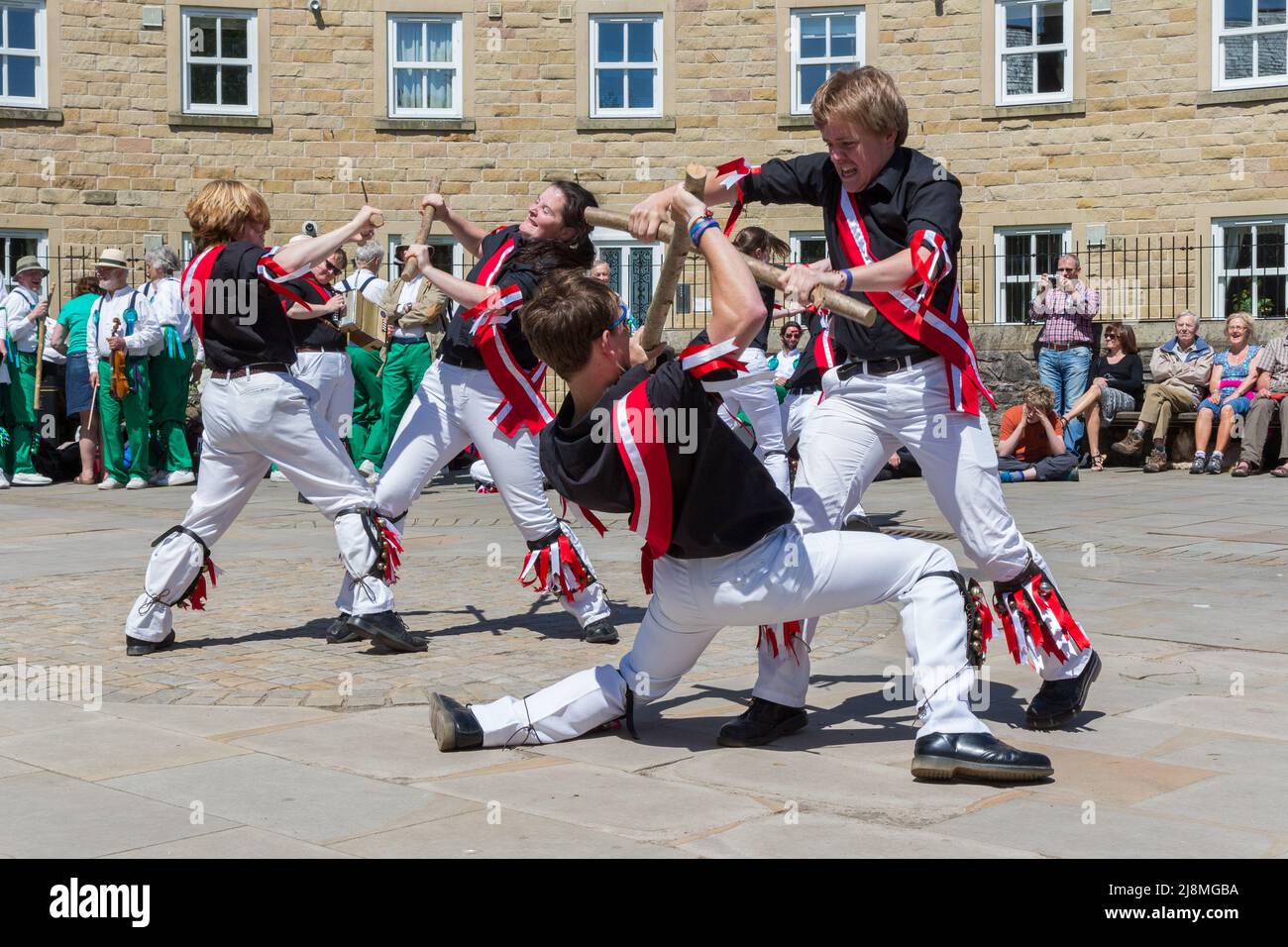 Fool's Gambit Morris-Team bei Bakewell Stockfoto