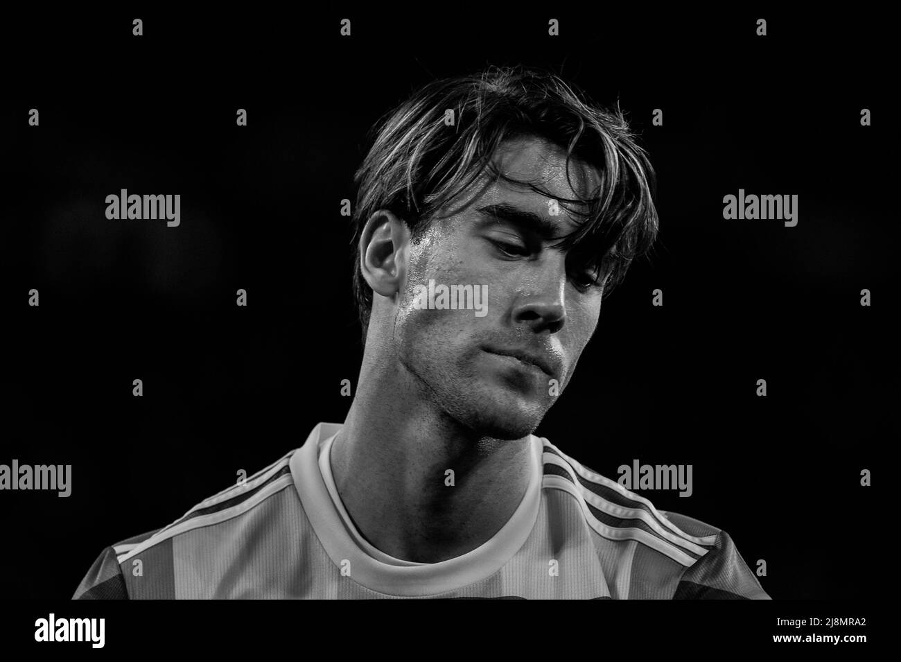 Dusan Vlahovic von Juventus FC Enttäuschung während des Serie-A-Fußballmatches zwischen Juventus FC und Bologna im Allianz-Stadion, am 16. April 2022 i Stockfoto