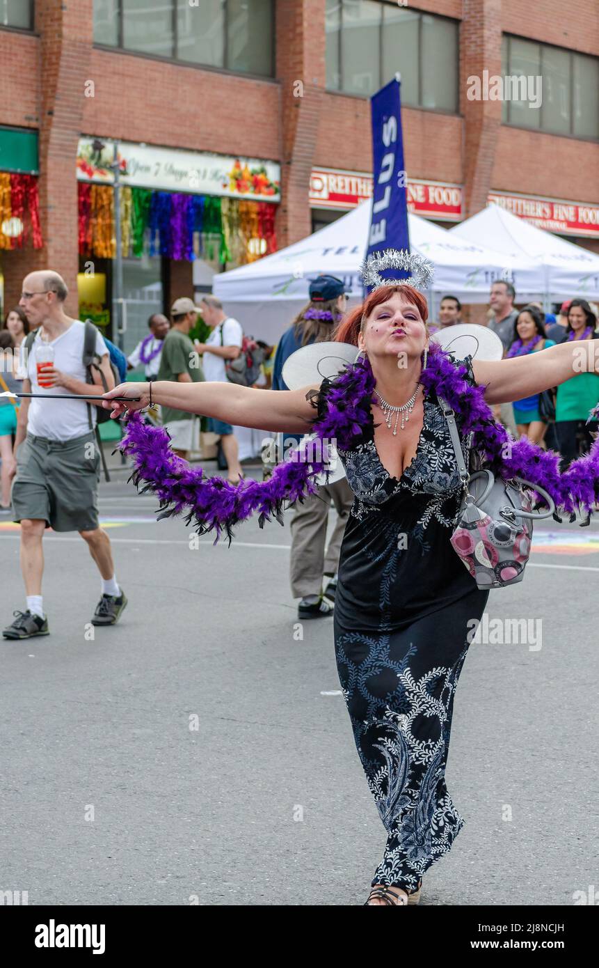 Toronto, Kanada - 29. Juni 2012: Trans March Während Der Pride Week Stockfoto