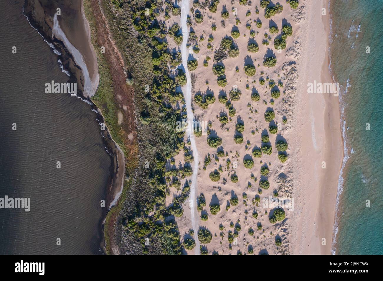 Sandiger landstreifen -Fotos und -Bildmaterial in hoher Auflösung – Alamy