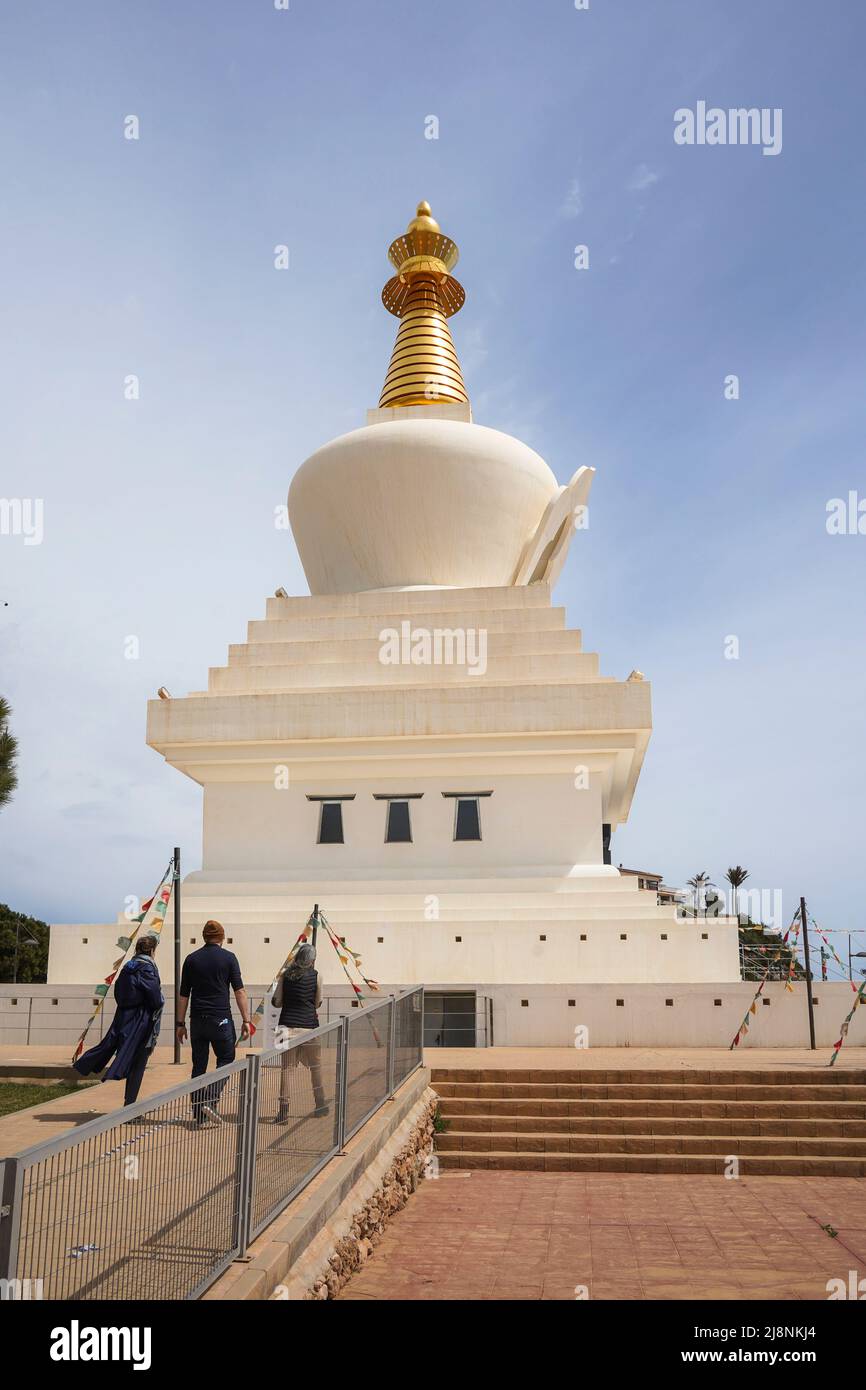 Buddhistische Tempel, Denkmal für Frieden, Erleuchtung Stupa, Tempel in Benalmádena. Costa del Sol, Spanien. Stockfoto