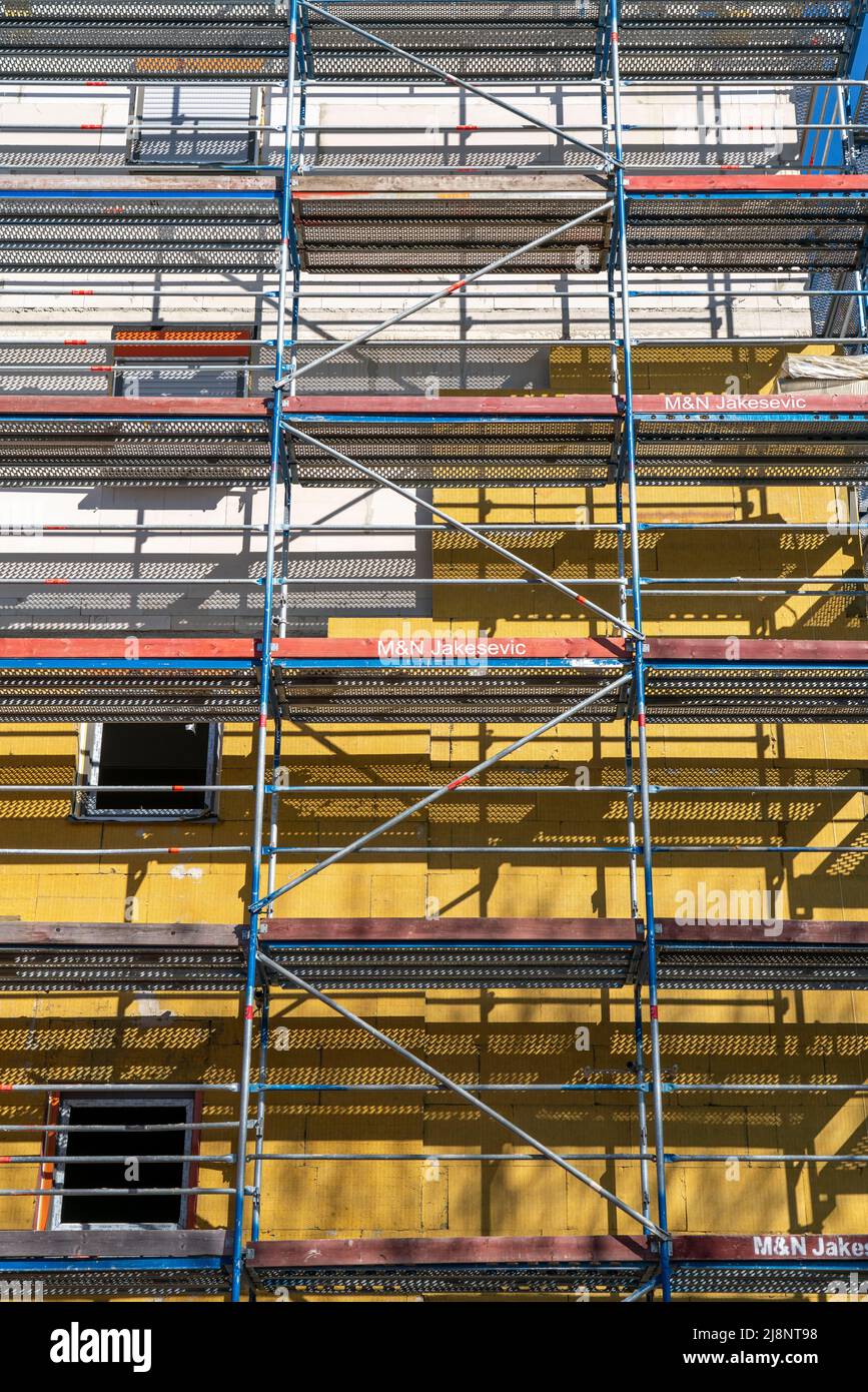 Wohnbau, Neubau einer Wohnanlage, Rohbau, teilweise bereits mit Wärmedämmung versehen, NRW, Deutschland, Stockfoto