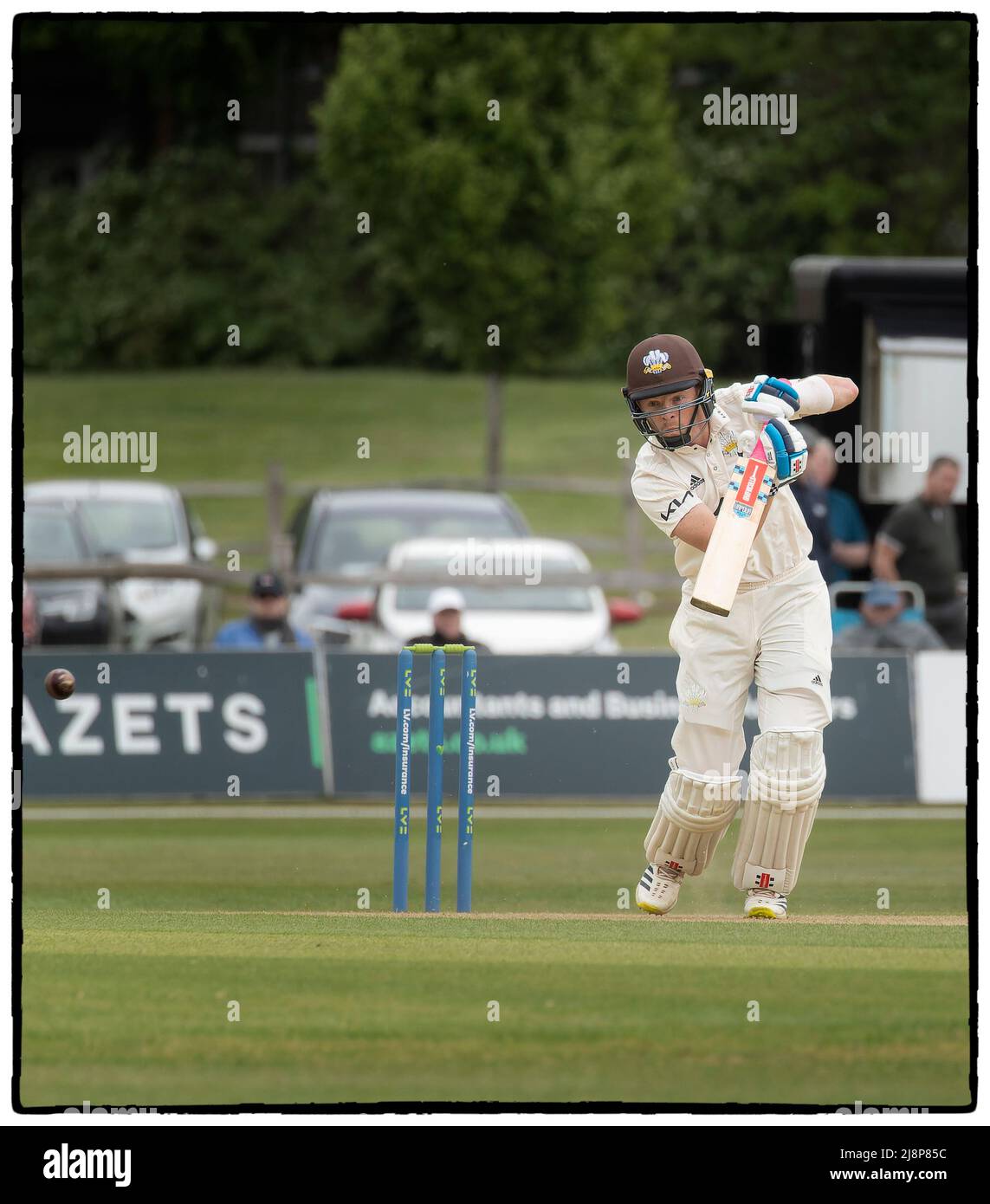 Ollie Pope Surrey und England Allrounder schlagen für Surrey gegen Kent Stockfoto
