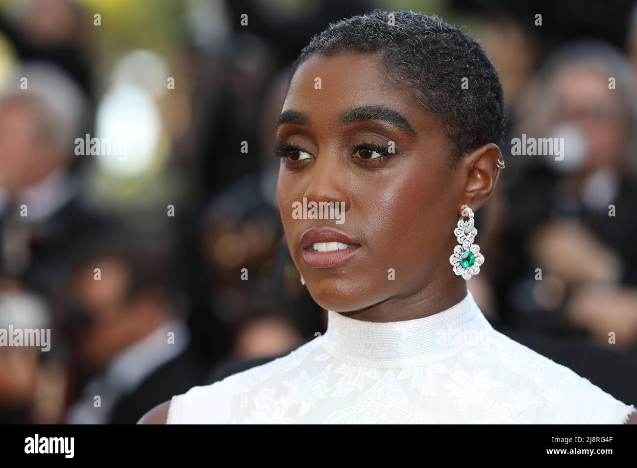 Cannes, Frankreich. 17.. Mai 2022. Lashana Lynch nimmt an der Vorführung von „Final Cut“ von Michel Hazanavicius und der Eröffnungszeremonie während der Filmfestspiele von Cannes 75. am 7.. Mai 2022 in Cannes, Frankreich Teil.Quelle: Mickael Chavet/Alamy Live News Stockfoto