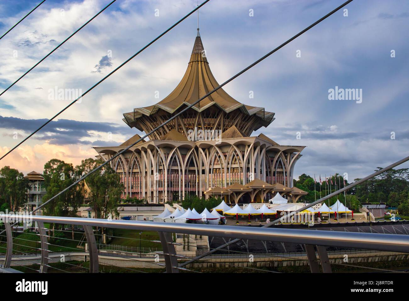 Bild des neuen Sarawak Legislative Assembly Building, Waterfront, Kuching Stockfoto