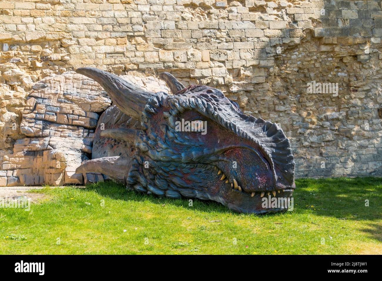 Dragon Lucy auf Lincoln Castle 2022 Stockfoto