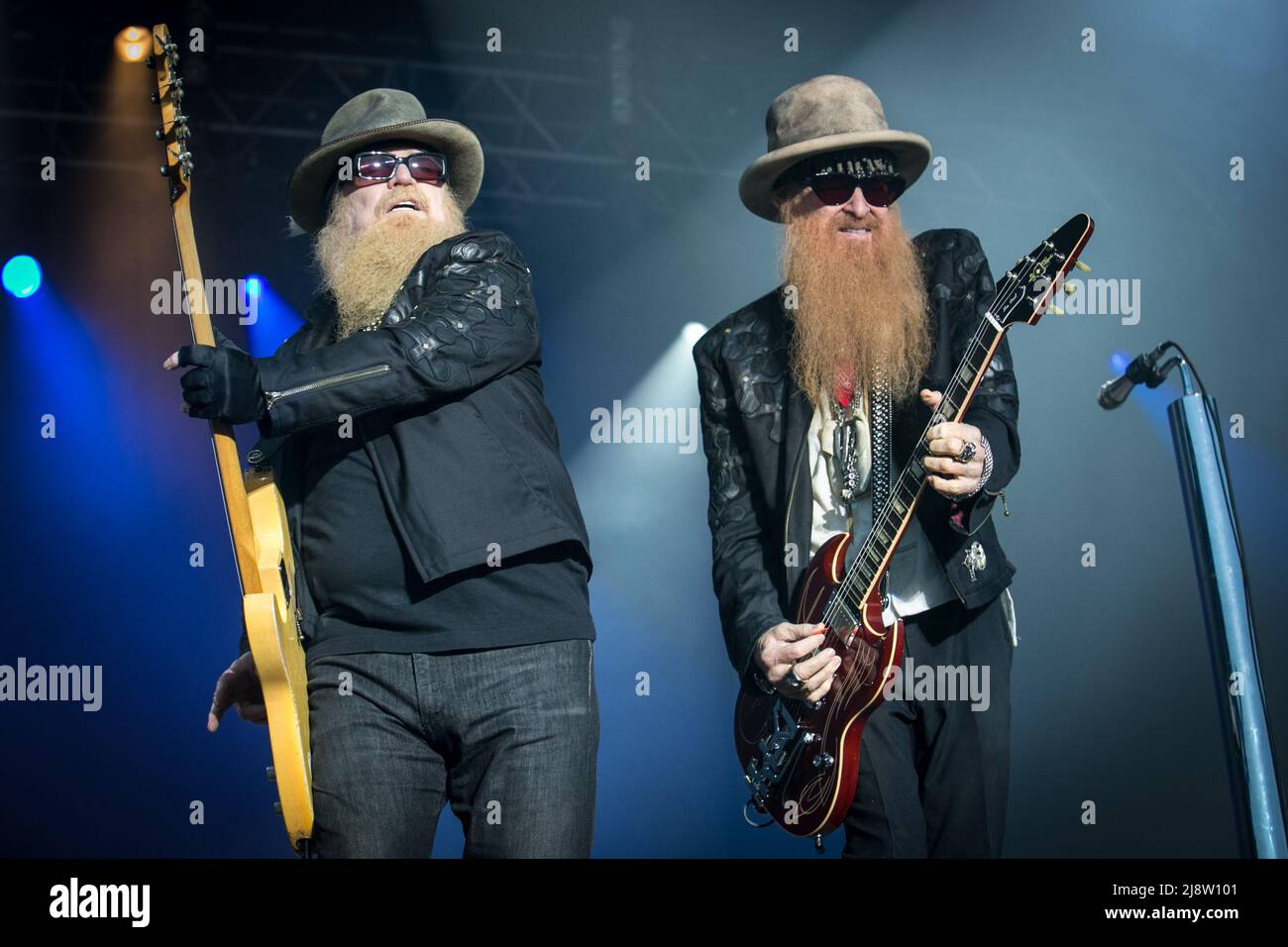 ZZ Top-Performance live auf der Bühne Stockfoto