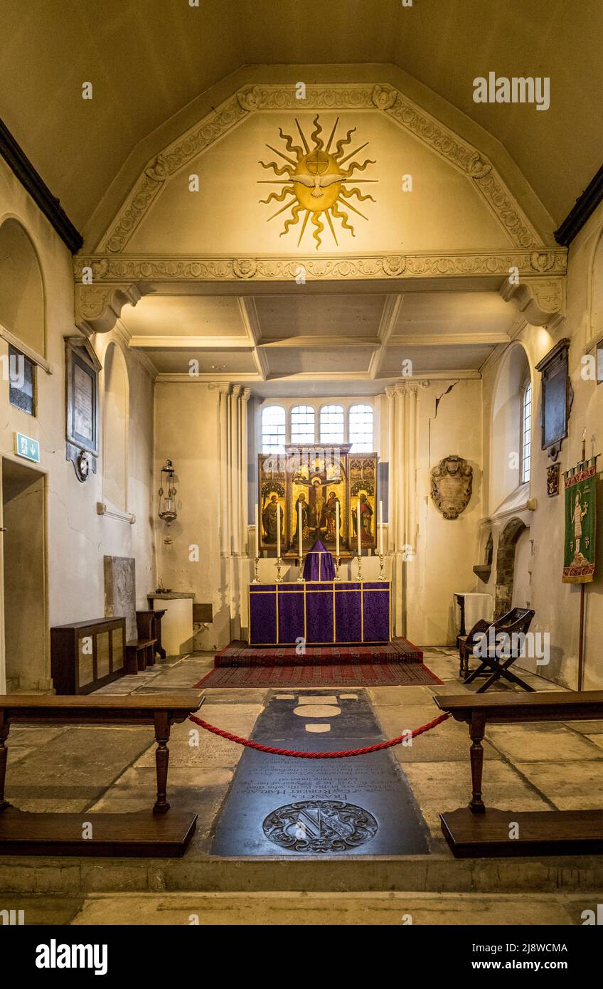 Sie haben sich vom Chor der alten Kirche St. Pancras abgesetzt. London. Stockfoto