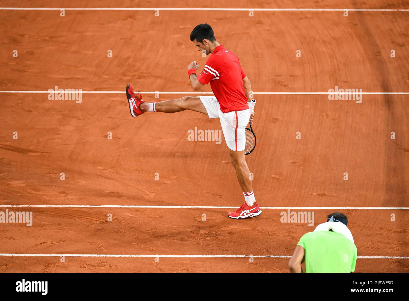 Novak Djokovic aus Serbien während des Halbfinales bei Roland-Garros (French Open), Grand Slam Tennisturnier am 11. Juni 2021 im Roland-Garros Stadion i Stockfoto