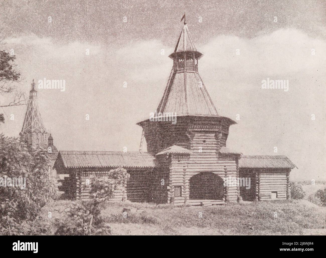 Der Torturm der Mauer des Nikolo-Korelsky-Klosters. Foto vom Ende des 19.. Jahrhunderts. Stockfoto