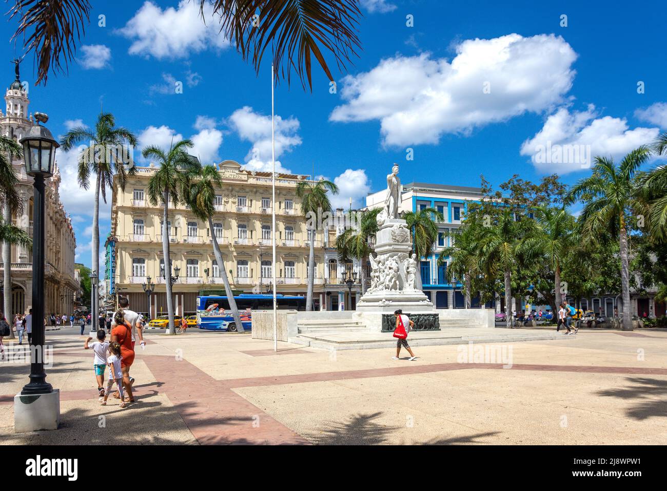 Statue von Jose Marti, Parque Central, Alt-Havanna, Havanna, La Habana, Republik Kuba Stockfoto