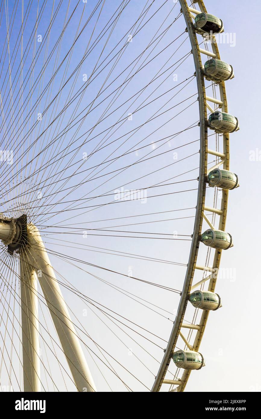 Dubai, VAE - 05.06.2022 - Teilansicht eines höchsten Riesenrads der Welt Ain Dubai, in Blue Waters bei Meraas in Dubai, VAE Stockfoto