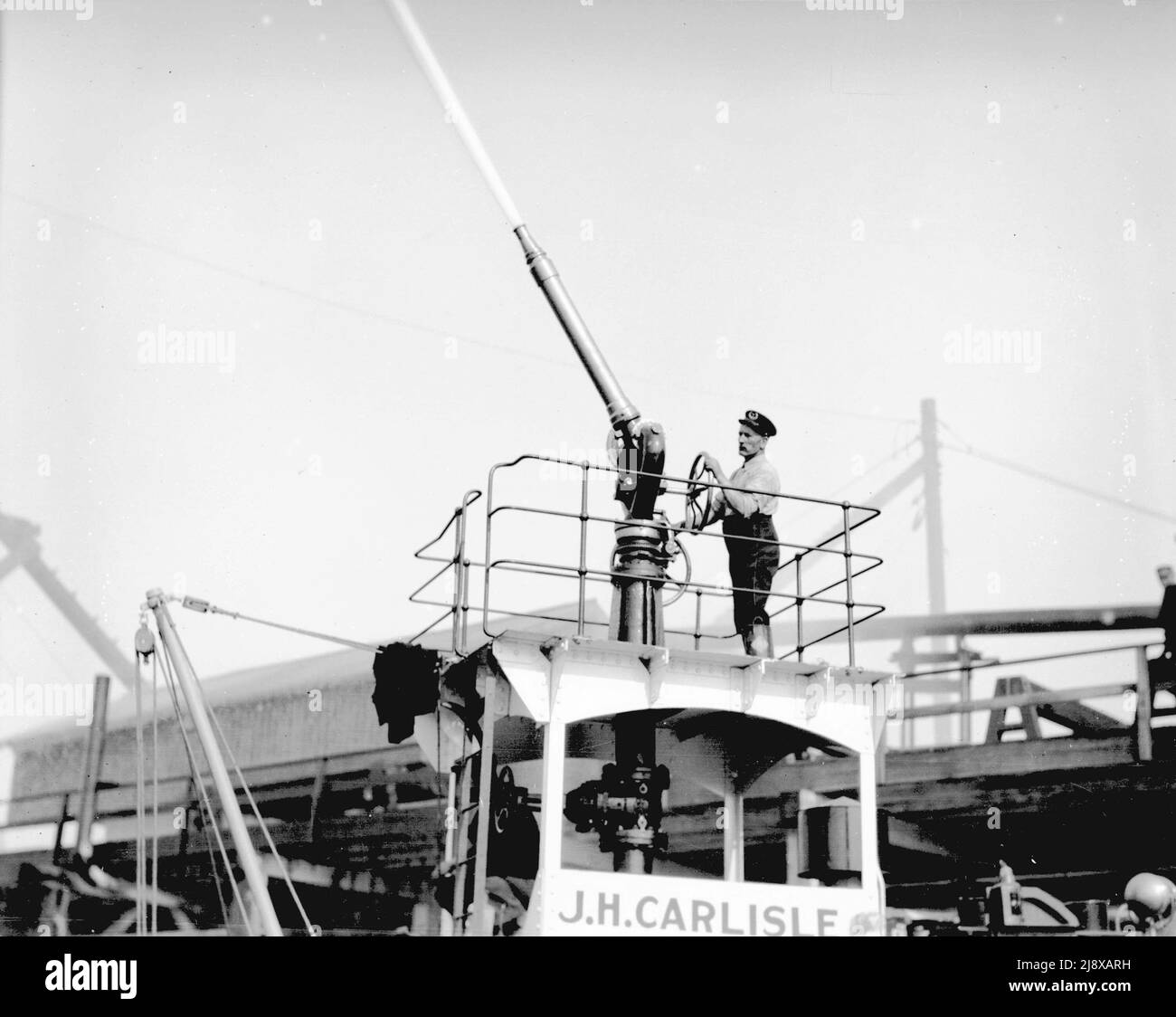 Fireboat 'J.H. Carlisle' getauft von Miss Iris Gibbens. Ca. 1927 Stockfoto