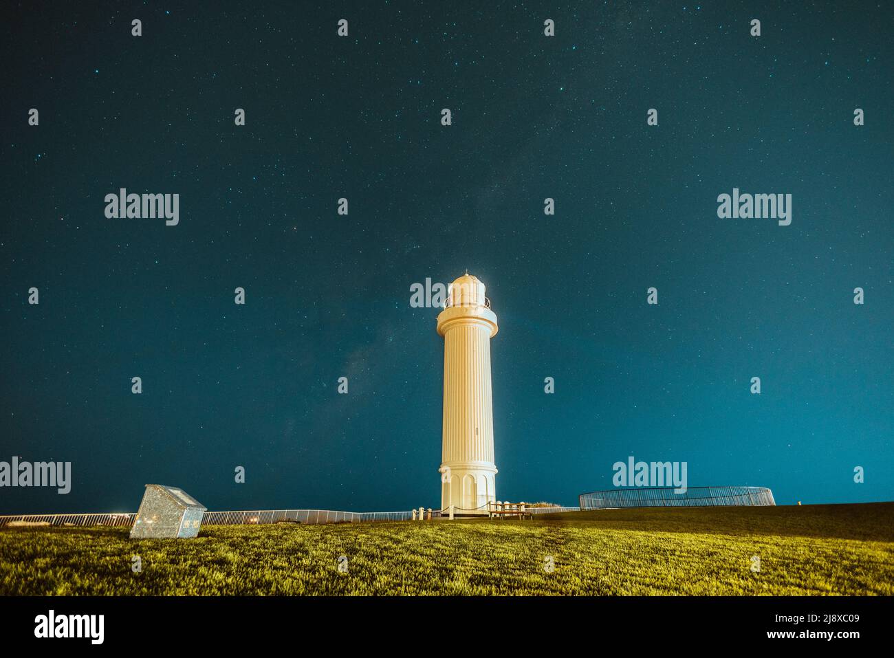 Wollongong Leuchtturm bei Nacht mit einem Sternenhimmel Stockfoto