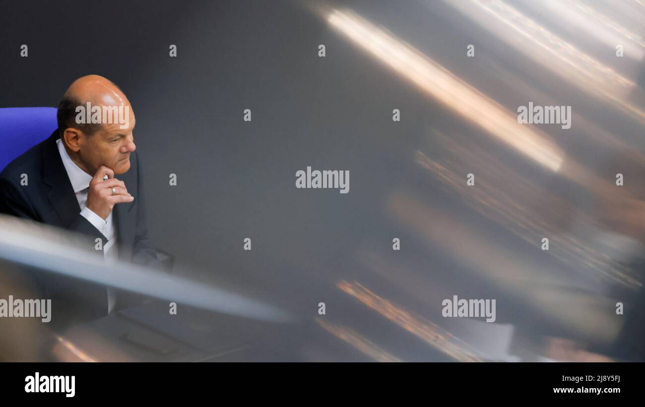 Bundeskanzler Olaf Scholz nimmt an einer Sitzung des Bundestages in Berlin, Deutschland, am 19. Mai, Teil. 2022. REUTERS/Hannibal Hanschke Stockfoto