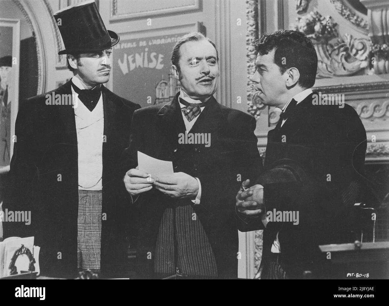 CANTINFLAS, CHARLES BOYER UND DAVID NIVEN IN DER GANZEN WELT IN ACHTZIG TAGEN (1956), REGIE: MICHAEL ANDERSON. Kredit: VEREINIGTE KÜNSTLER / Album Stockfoto