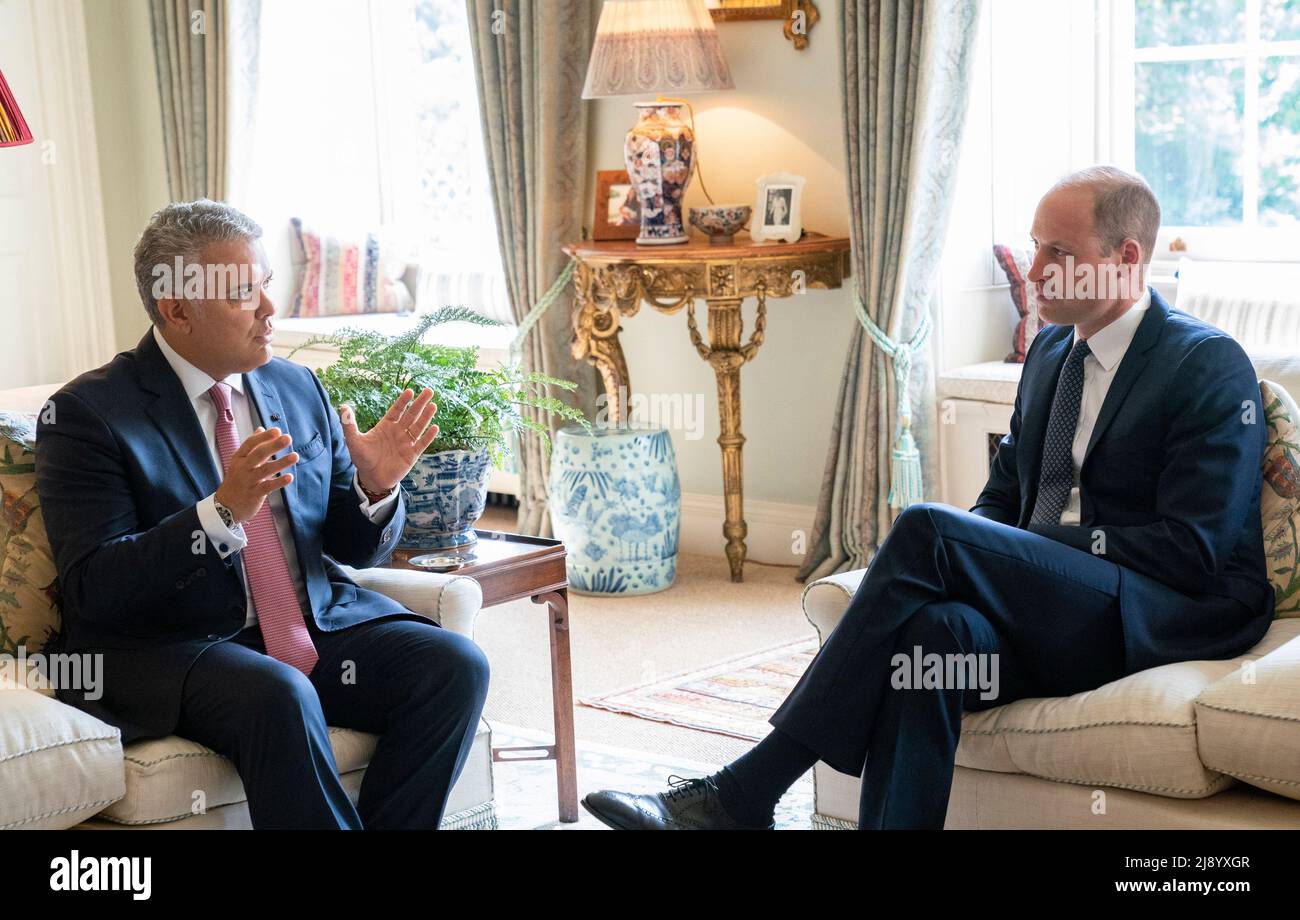 Der Herzog von Cambridge bei einer Audienz zum Empfang des Präsidenten von Kolumbien, Ivan Duque Marquez, im Kensington Palace, London. Bilddatum: Donnerstag, 19. Mai 2022. Stockfoto