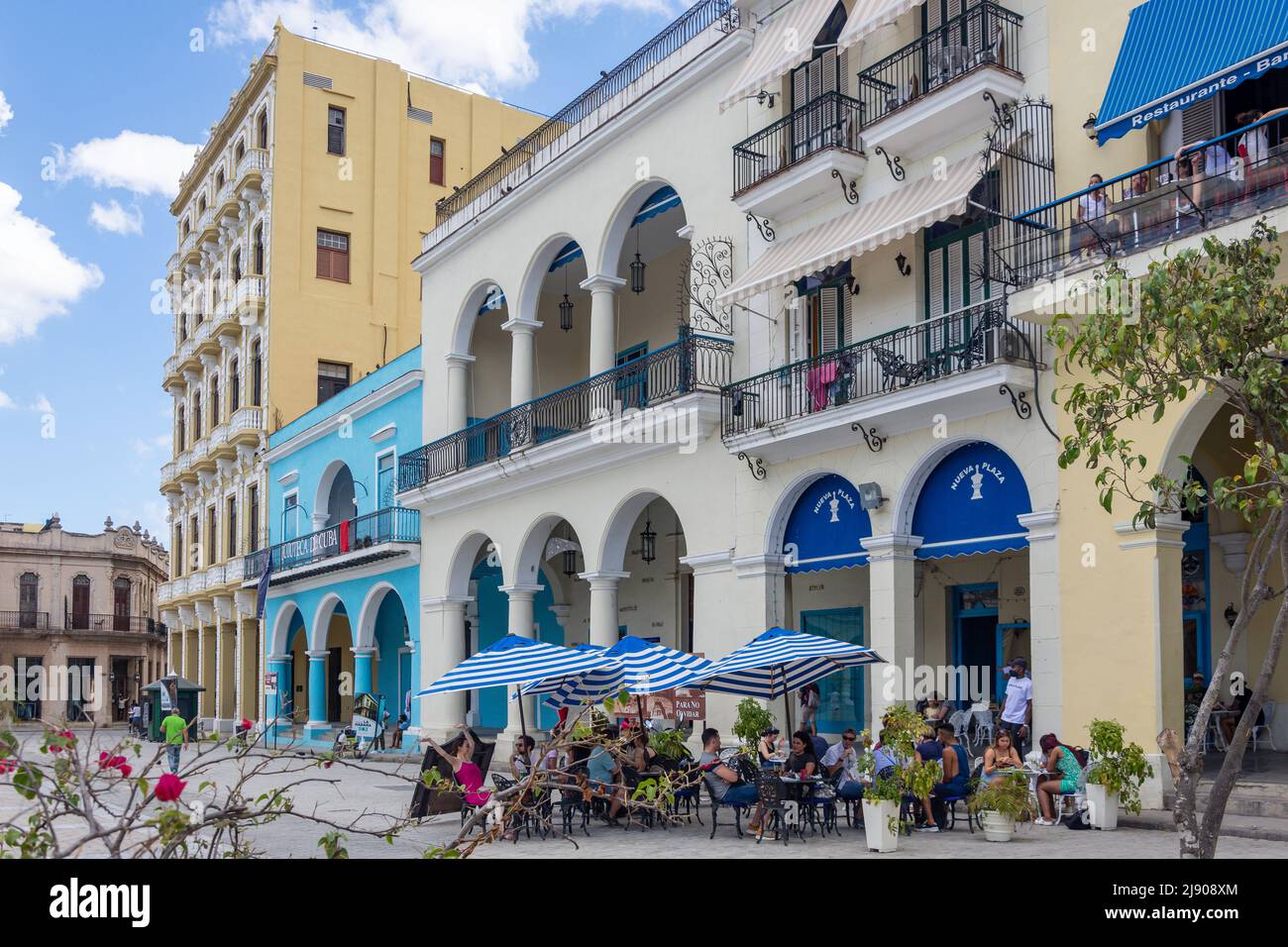 Nueva Plaza Restaurant, Plaza Vieja, Alt-Havanna, Havanna, La Habana, Republik Kuba Stockfoto