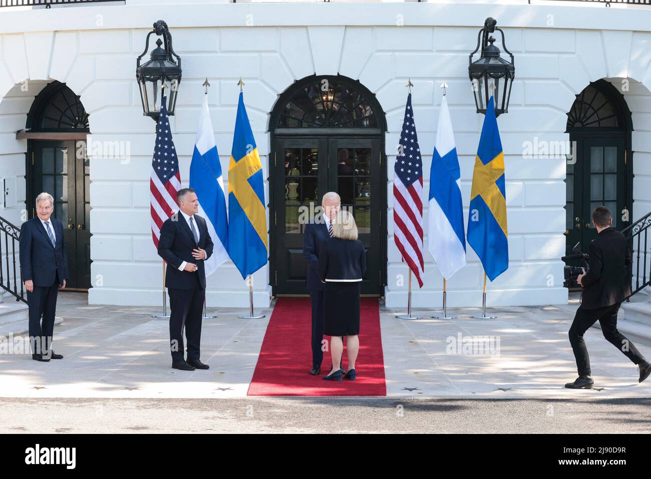 US-Präsident Joe Biden begrüßt am 19. Mai 2022 die schwedische Premierministerin Magdalena Andersson im Weißen Haus in Washington, DC. Foto von Oliver Contreras/Pool/ABACAPRESS.COM Stockfoto