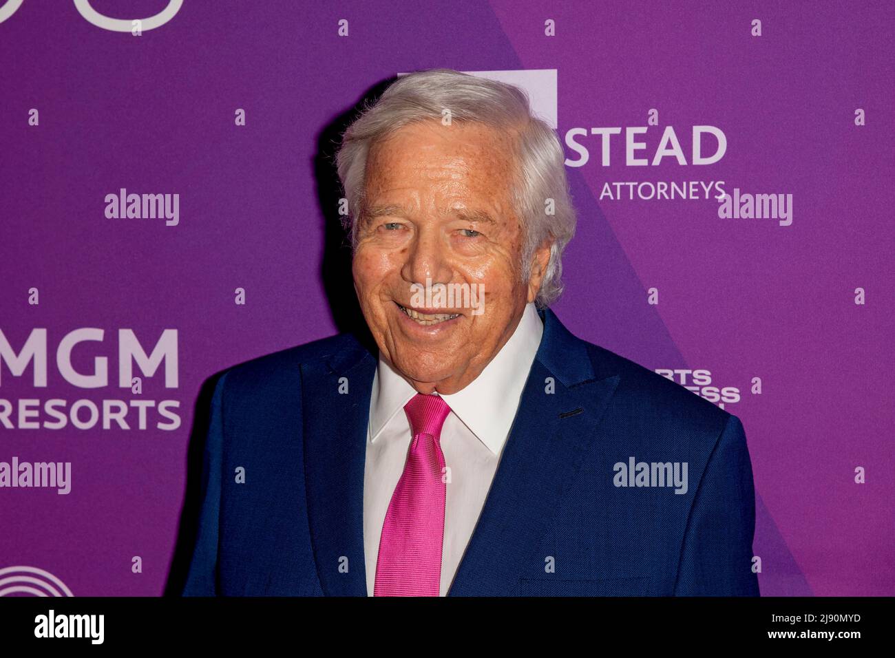 New York, Usa. 18.. Mai 2022. Robert Kraft nimmt an den Annual Sports Business Awards 15. im New York Marriott Marquis Hotel in New York City Teil. (Foto von Ron Adar/SOPA Images/Sipa USA) Quelle: SIPA USA/Alamy Live News Stockfoto