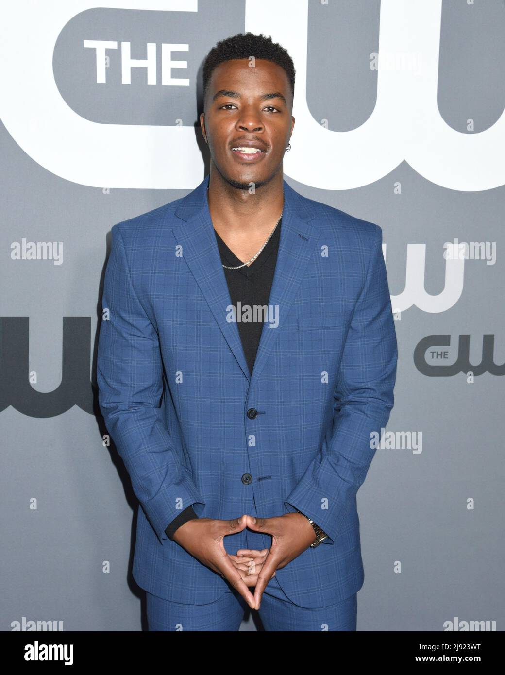 New York, NY, USA. 19.. Mai 2022. Daniel Ezra bei der Ankunft des CW Networks 2022 New York Upfront Presentation - Teil 2, New York City Center, New York, NY 19. Mai 2022. Quelle: Quoin Pics/Everett Collection/Alamy Live News Stockfoto