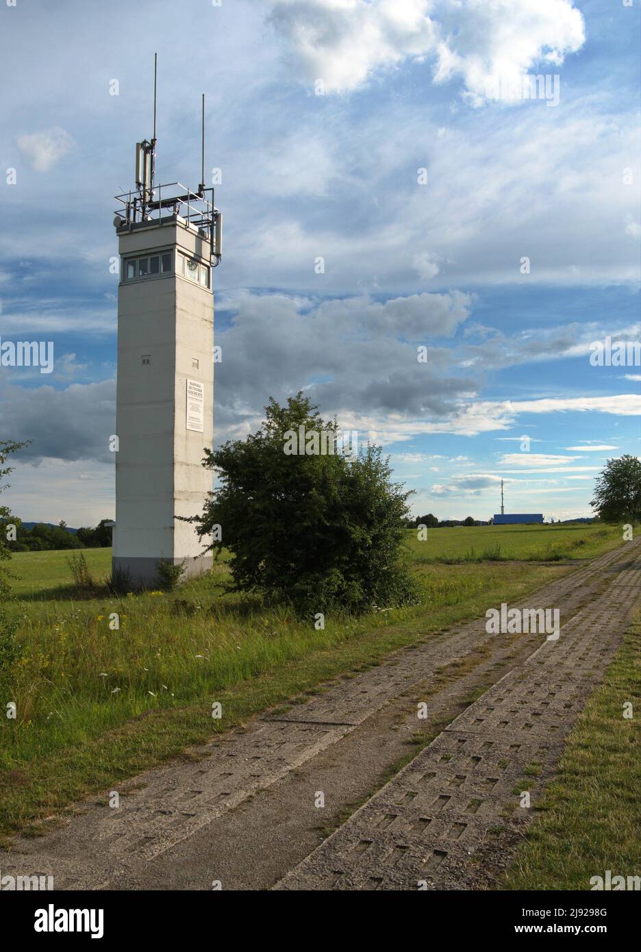 Grenzbefestigungen am ehemaligen US-Beobachtungsstützpunkt Alpha an der innerdeutschen Grenze. Heute Point Alpha ist ein Denkmal, Gedenkstätte und Stockfoto
