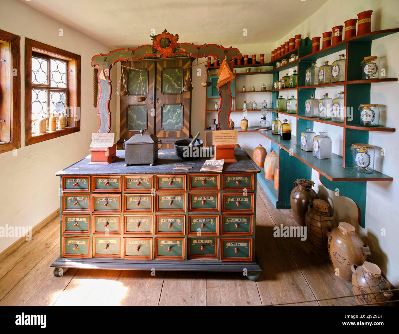 Laborant Apotheke, Birkenheider Haus, Freilichtmuseum Thüringer Bauernhäuser, Innenansicht, Rudolstadt, Thüringen, Deutschland Stockfoto