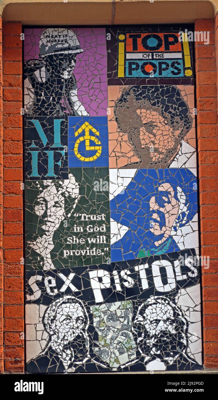 MIF, Granada TV, Mark Kennedy Mosaiken berühmter Mancunians im Afflecks Palace, Church St, Manchester, England, Großbritannien, M4 1PW Stockfoto
