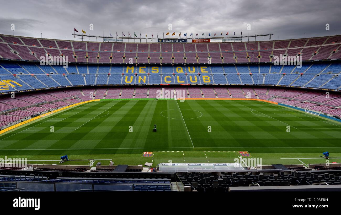 Camp Nou Stadium, das Stadion des FC Barcelona, von der Tribüne aus gesehen (Barcelona, Katalonien, Spanien) ESP: Estadio del Camp Nou, el campo de FC Barcelona Stockfoto