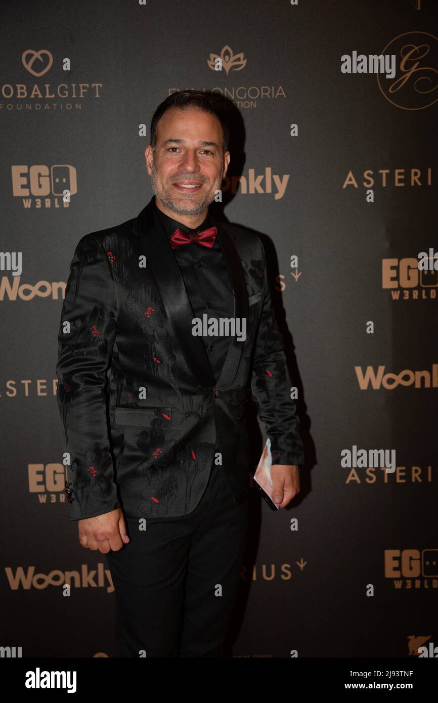 Sänger Mario Barravecchia bei der Global Gift Gala für den Campingplatz