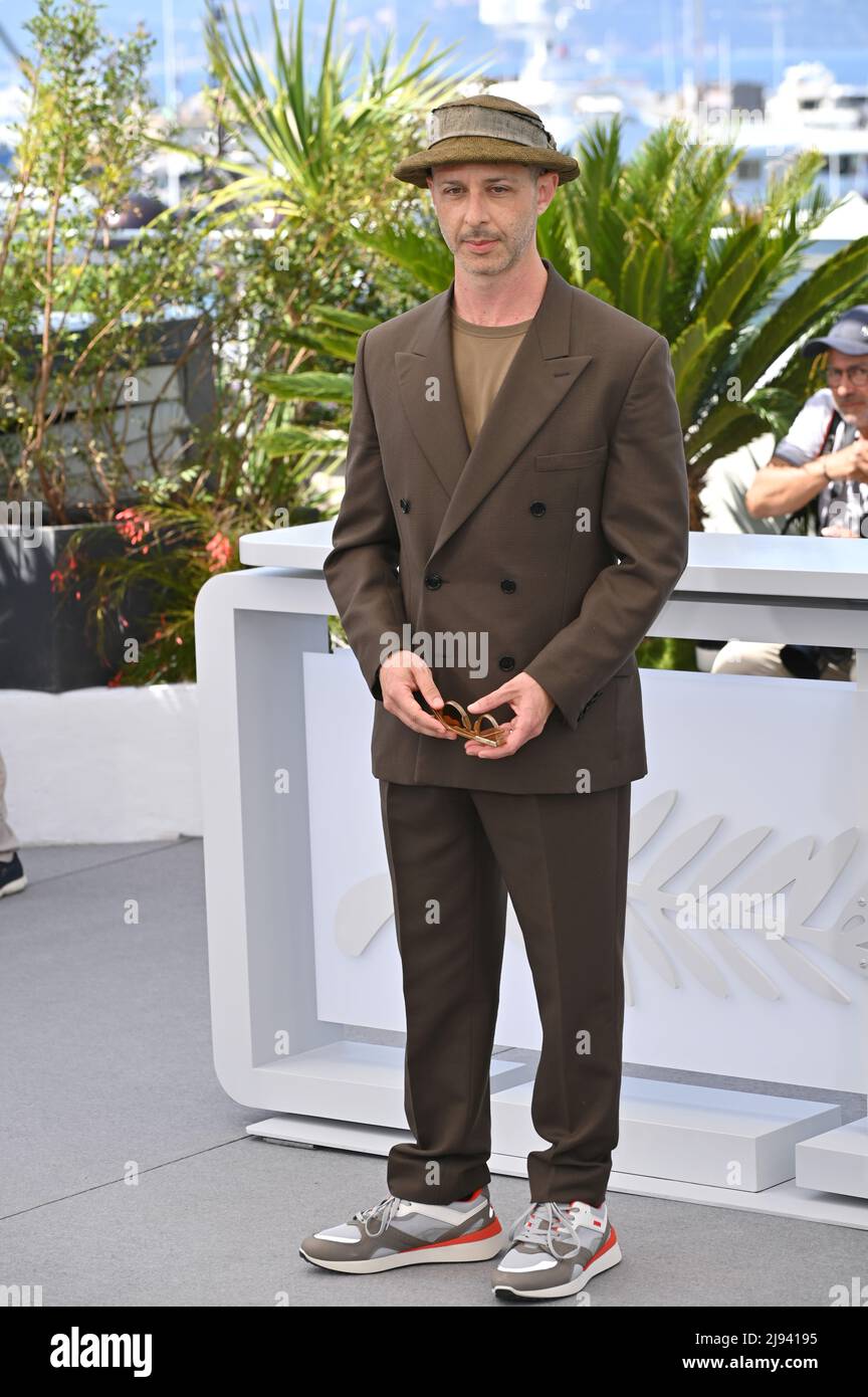 Cannes, Frankreich. 20.. Mai 2022. CANNES, FRANKREICH. 20. Mai 2022: Jeremy Strong beim Fotocall für 'Armageddon Time' beim Festival de Cannes 75.. Bildquelle: Paul Smith/Alamy Live News Stockfoto