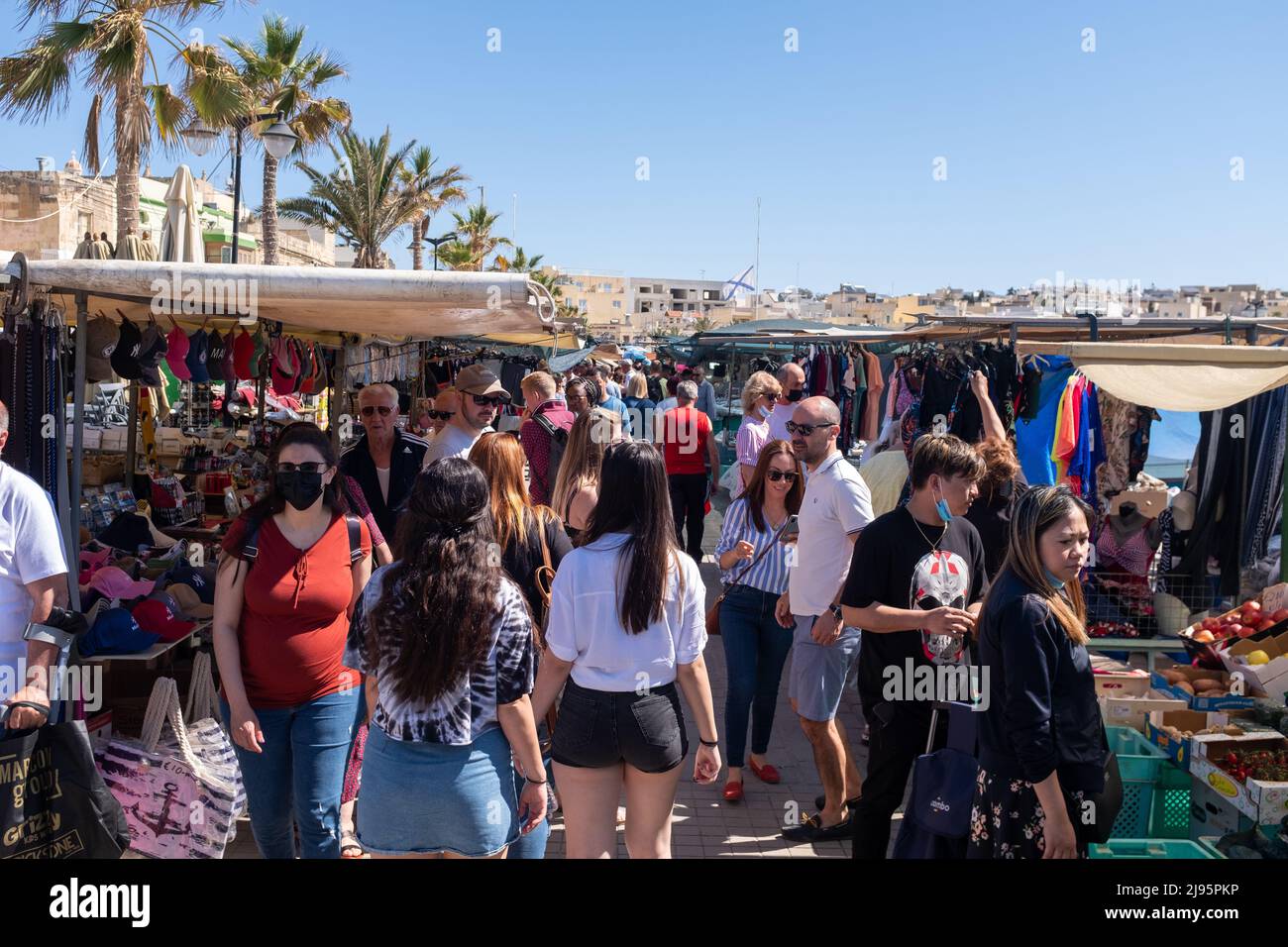 Sonntagmorgen Markt, Marsaxlokk, Malta Stockfoto