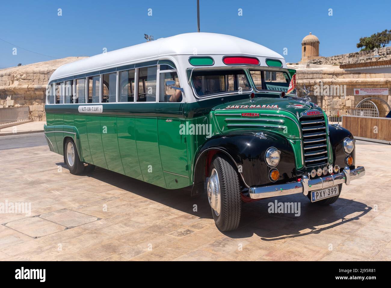 Vintage Bus, Valletta, Malta Stockfoto