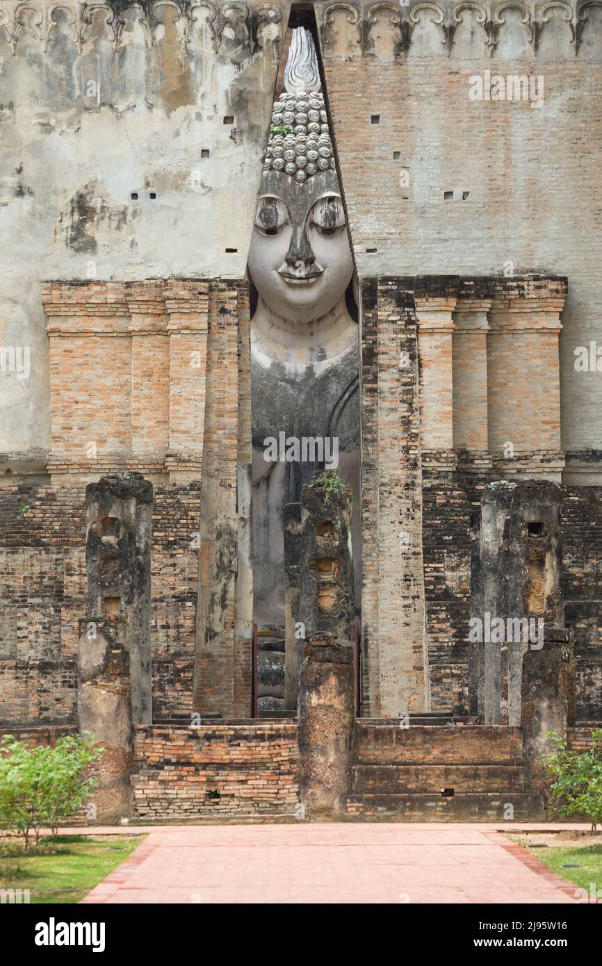 Mondop von Wat Si Chum, Sukhothai, Thailand. Stockfoto