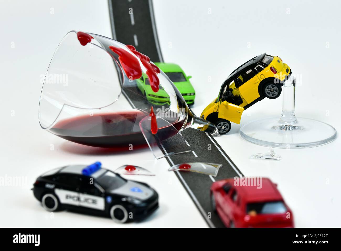 Unfall mit Spielzeugautos betrunken Fahrer Landschaft Stockfoto