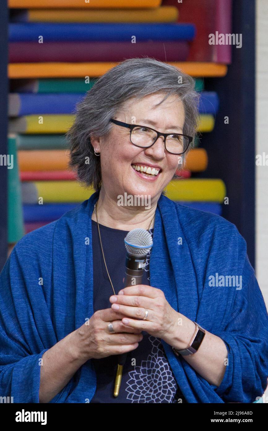 Turin, Italien. 20. Mai 2022. Die amerikanisch-kanadische Autorin Ruth Ozeki ist Gast der Torino Book Fair 2022. Kredit: Marco Destefanis/Alamy Live Nachrichten Stockfoto