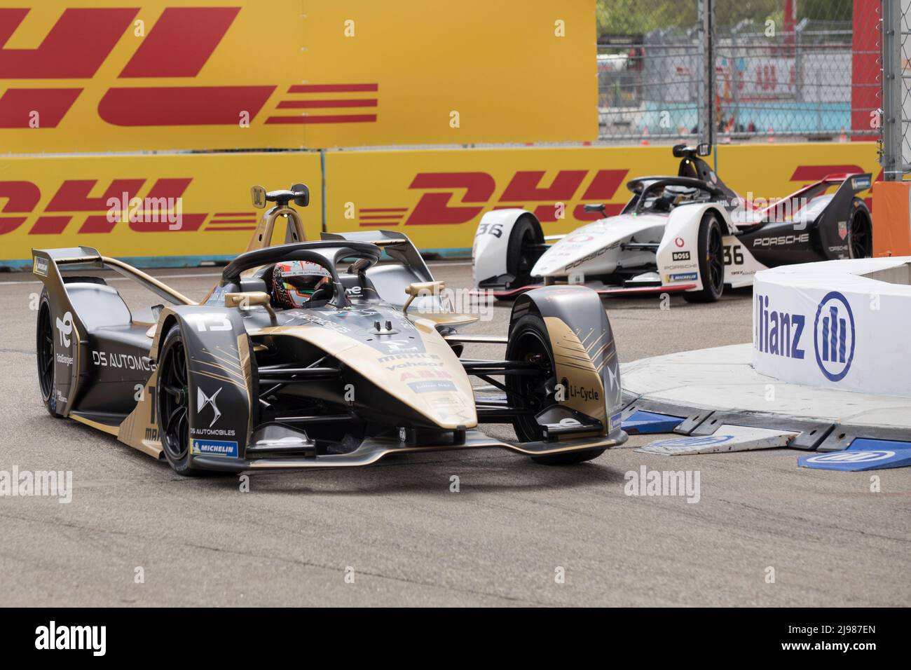 Berlin, 14.. Mai 2022. 2022 Shell Recharge Berlin E-Prix, Runde 7 der ABB FIA Formel E Weltmeisterschaft 2021-22, Tempelhof Airport Circuit in Berlin, Deutschland im Bild: #13 Antonio Felix da COSTA (POR) von DS Techeetach © Piotr Zajac/Alamy Live News Stockfoto