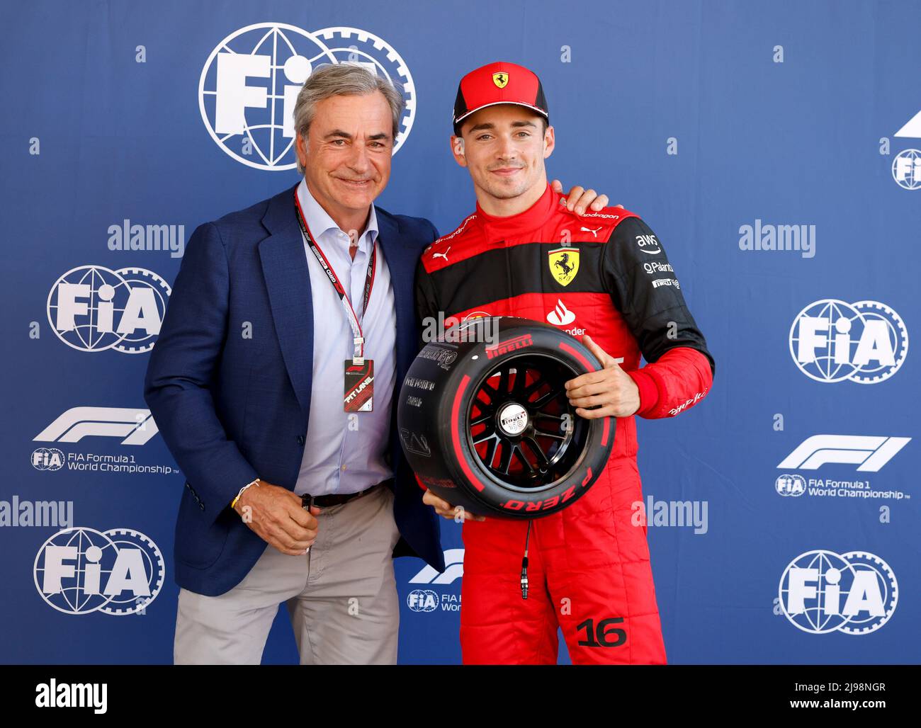 Barcelona, Spanien. 21.. Mai 2022. Carlos Sainz Senior (ESP), #16 Charles Leclerc (MCO, Scuderia Ferrari), F1 Grand Prix von Spanien auf dem Circuit de Barcelona-Catalunya am 21. Mai 2022 in Barcelona, Spanien. (Foto von HIGH TWO) Quelle: dpa/Alamy Live News Stockfoto
