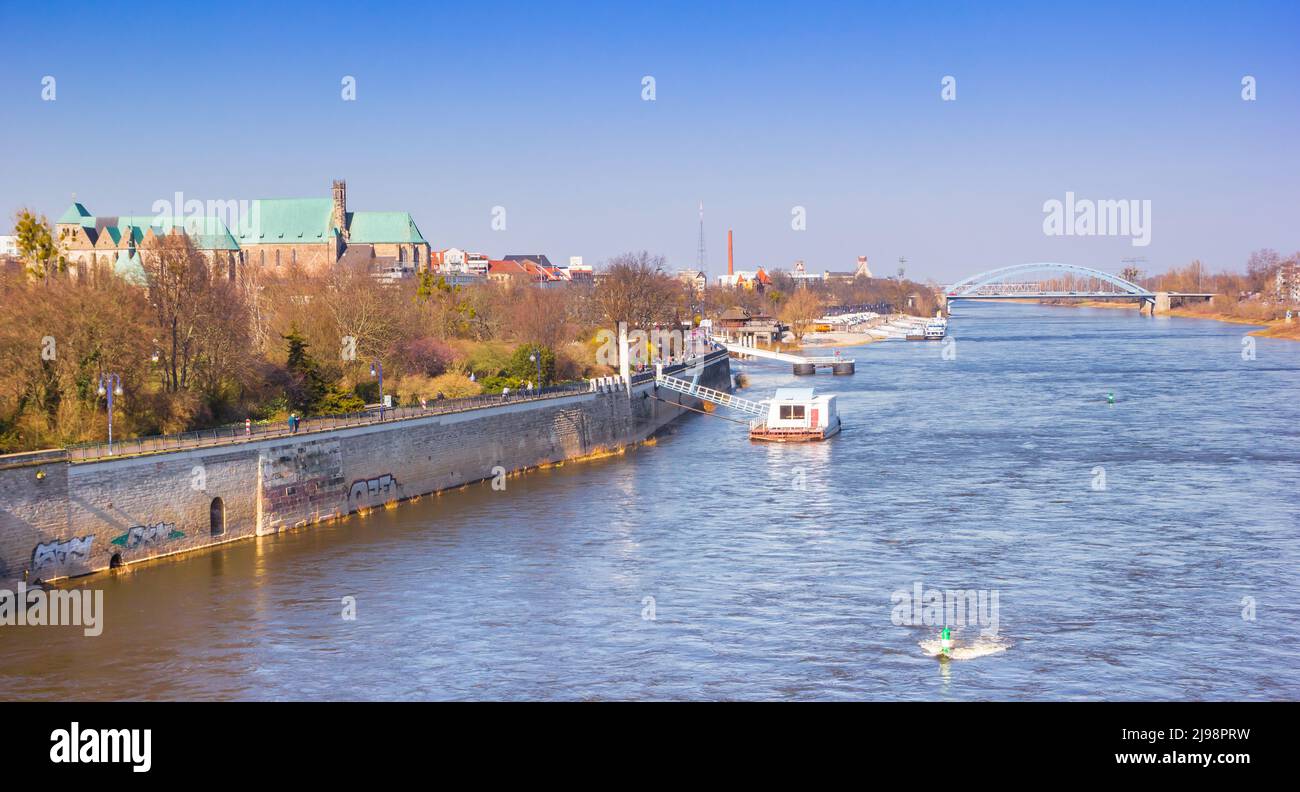 Magdeburg altstadt -Fotos und -Bildmaterial in hoher Auflösung – Alamy