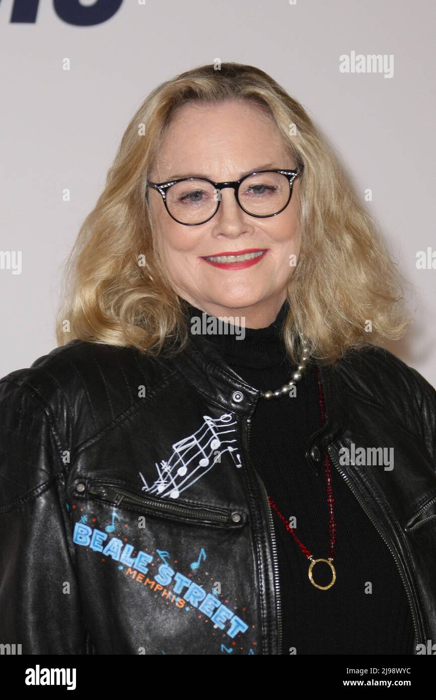 Universal City, USA. 20.. Mai 2022. Cybill Shepherd nimmt am 20. Mai 2022 an der jährlichen Race to Erase MS Gala 29. im Fairmont Century Plaza in Los Angeles, Kalifornien, Teil. Foto: Crash/imageSPACE/Sipa USA Kredit: SIPA USA/Alamy Live News Stockfoto
